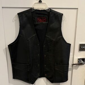 Men's Black Leather Vest
